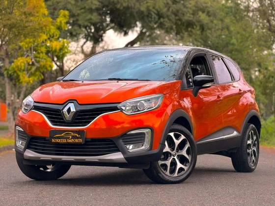 RENAULT CAPTUR 1.6 16V SCE FLEX INTENSE X-TRONIC RENAULT CAPTUR 1.6 16V SCE FLEX INTENSE X-TRONIC